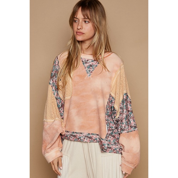 POL Pumpkin Floral Mixed Fabric Thermal Top - Picture 8 of 9